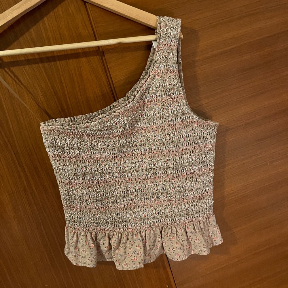 American Eagle, one shoulder tank top with ruffled bottom.